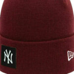 Detail loga na zimnej čiapke NY YANKEES NEW ERA TEAM BURGUNDY