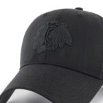 pohľad na logo na šiltovke CHICAGO BLACKHAWKS ´47 BRAND MVP BRANSON BKC